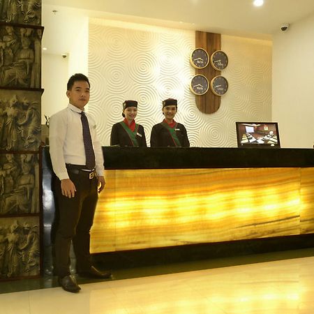 Eurotel Vivaldi Araneta Quezon City Exterior foto