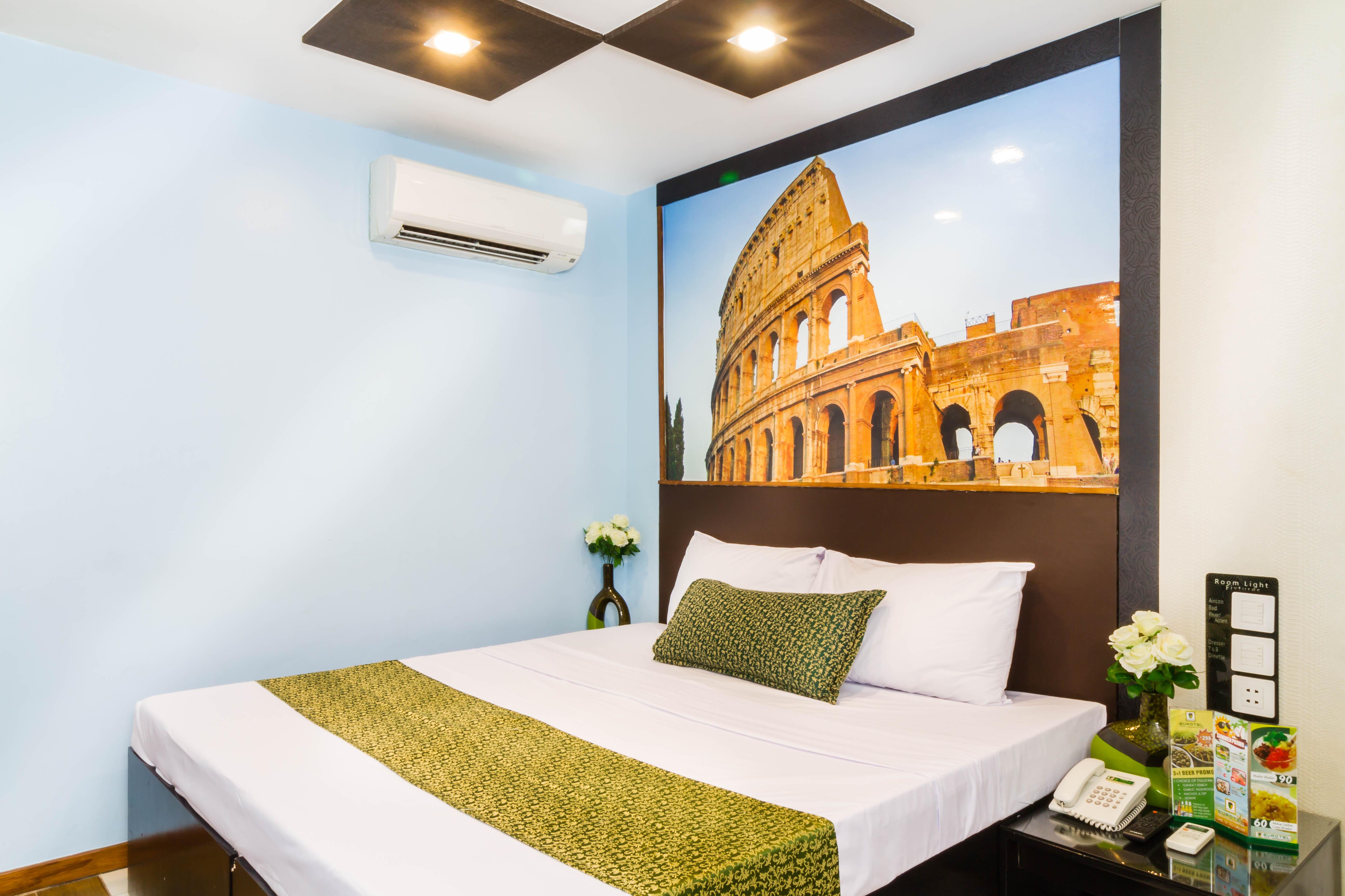 Eurotel Vivaldi Araneta Quezon City Exterior foto