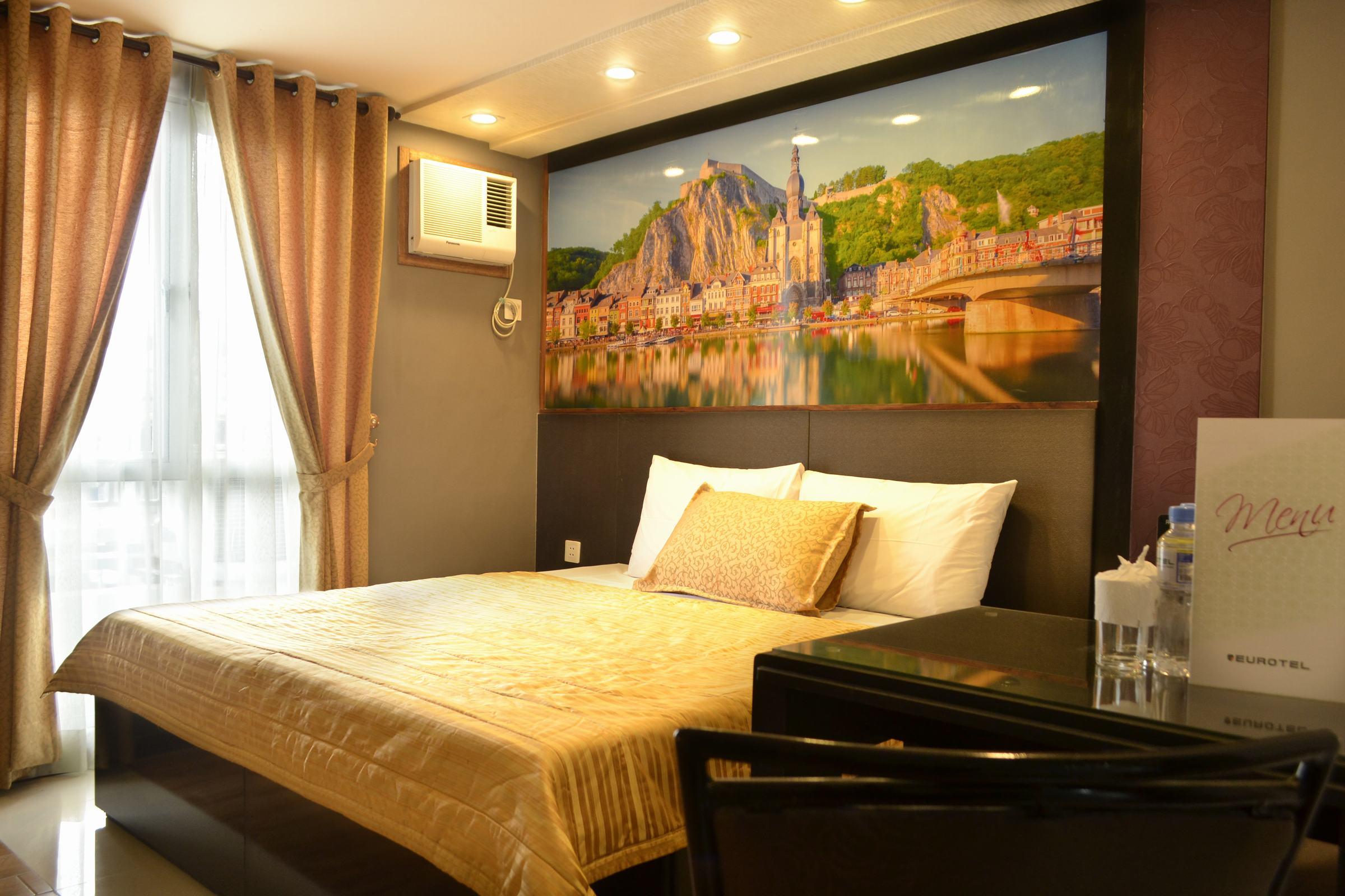 Eurotel Vivaldi Araneta Quezon City Exterior foto