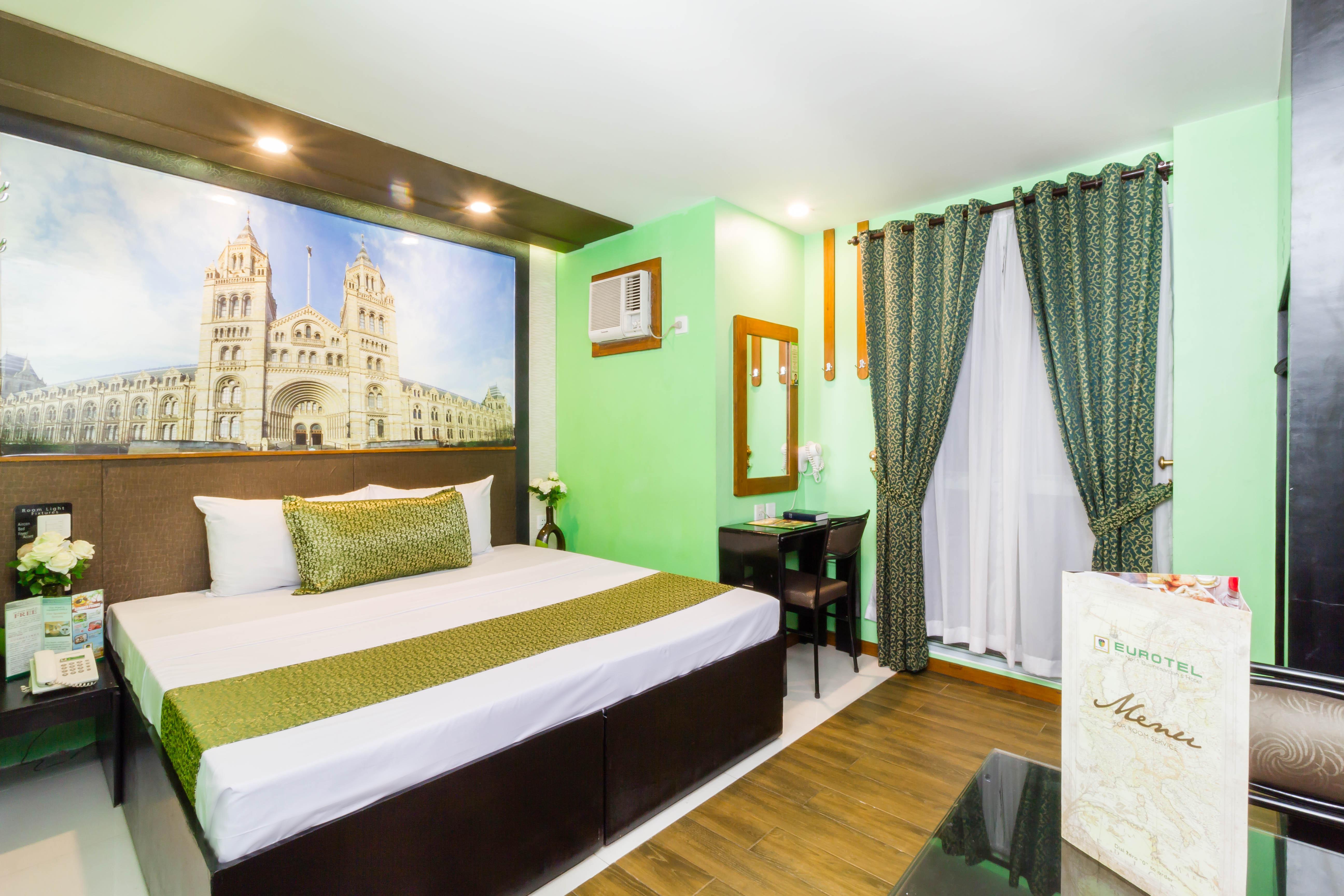 Eurotel Vivaldi Araneta Quezon City Exterior foto