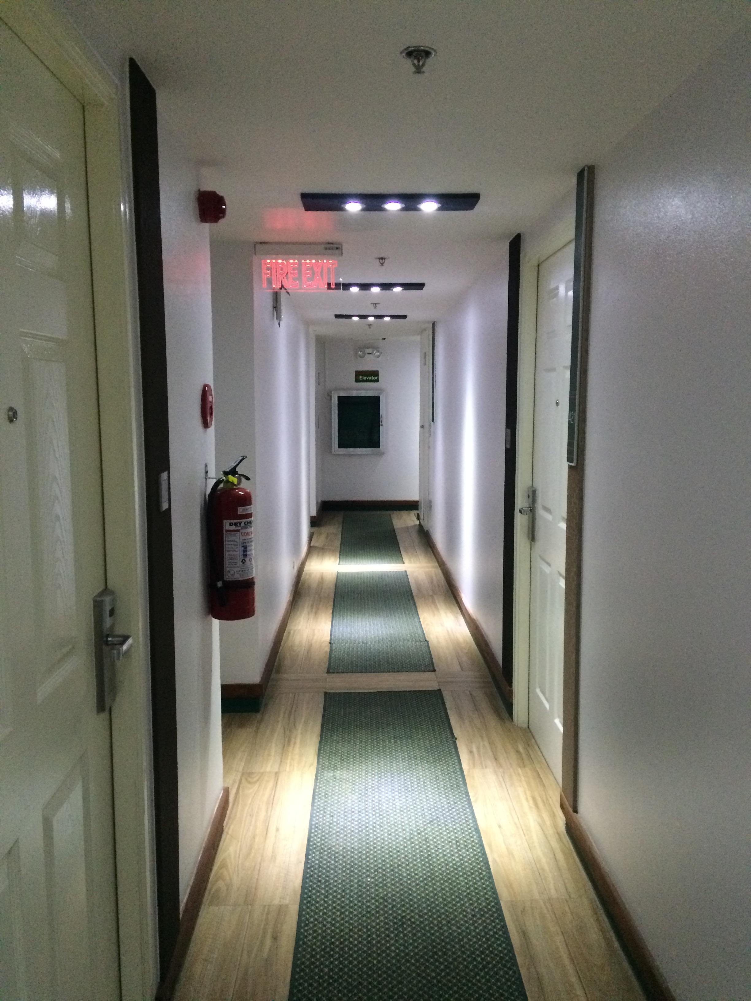 Eurotel Vivaldi Araneta Quezon City Exterior foto